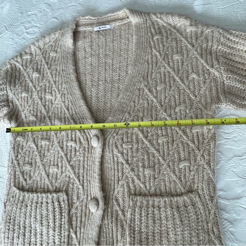 Y2K Grandma cable-knit buttoned cardigan Sweater - Picture 6 of 10